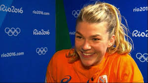 Flikken rotterdam is een nederlandse politieserie.de serie speelt zich af in rotterdam en was op 8 januari 2016 voor het eerst op televisie te zien. Tess Wester Als Ik Hier Mijn Salaris Vertel Word Ik Ontslagen Bureau Sport Radio Youtube