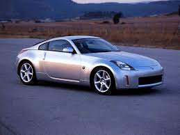 The first year there was only a coupe, as the roadster did not debut until the following y. 2005 Nissan 350z Pictures Photos Wallpapers Top Speed
