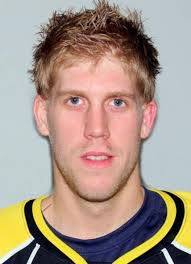 Player photos for the 2003-04 London Nationals at hockeydb.com