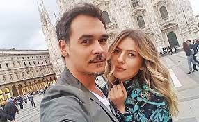 Se pare că cei doi au renunțat la relația de cinci ani din cauza religiei. Lidia Buble RÄƒzvan A Fost Marea Dragoste Pentru Mine Momentul AdevÄƒrului In Noua EdiÈ›ie Intrebarea Mesei Rotunde Click Mobile