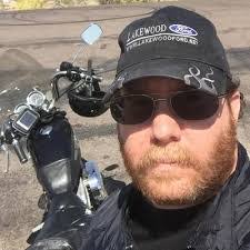 Darwin Holm's Instagram, Twitter & Facebook