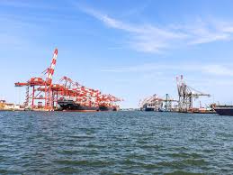 Inside the East Coast's Largest Port: Port of New York and New Jersey -  Business Insider