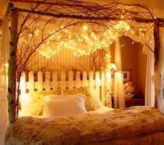 Nothing is more romantic than a room with candlelight. 15 Classic Romantic Honeymoon Room Decor For Valentine S Day Matchness Com