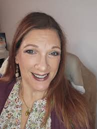 How does she feel about wearing piggy's?