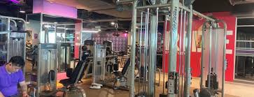 In case the members have forgotten to pay for the rental, the gym leaves so, what went wrong?the ceiling is not covered with ceiling board or plaster. Celebrity Fitness