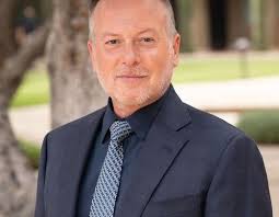 Tom McGrath » Bio, Age, Net Worth, Family