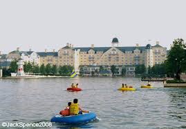 Response from disneyland paris, autre at disney's newport bay club. Newport Bay Club Disneyland Paris Resort Allears Net