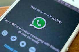 Mungkin menggunakan gambar bergerak bisa menjadi salah satu solusinya. Cara Mudah Membuat Foto Profil Whatsapp Bergerak
