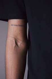 Just Keep Breathin Minimalist Tattoo Tatuagem Tatuagem Grande Tatuagens