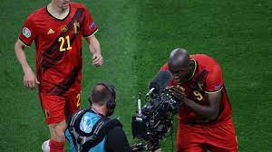 After the match, reuters sports provided a health update on eriksen: Ausnahmelage Lukakus Abend Der Grossen Botschaften Belgischer Torjager Newsticker Sportschau De
