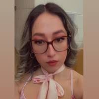 300+ "Vılanova" profiles