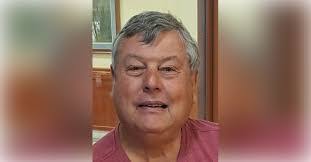 Darwin Oakes's Instagram, Twitter & Facebook