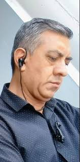 🗣️ ʟᴀ ᴠᴏᴢ ᴅᴇ ʟᴀ ᴇxᴘᴇʀɪᴇɴᴄɪᴀ: ᴜɴ ʜᴏᴍᴇɴᴀᴊᴇ ᴀ ɴᴜᴇꜱᴛʀᴏꜱ ᴘᴏʟɪᴄíᴀꜱ ʀᴇᴛɪʀᴀᴅᴏꜱ®️  👮🏻‍♂️Hay voces que no se olvidan. No sólo por su firmeza y claridad, sino  por todo lo que simbolizan. La