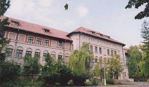 În prezent liceul teoretic „mihai eminescu are 25 de clase complete în care învață 622 de elevi și un colectiv de 42 de cadre didactice. Liceul Teoretic Mihai Eminescu Barlad Home Facebook