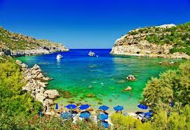 Νοτιοανατολικά) και πολύ κοντά στο φαληράκι (3 χλμ.). C3lzt363tabym