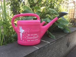 Giesskanne Giesskanne Bedruckt Garten Terrasse Geschenk Zum Etsy Giesskanne Geschenke Dekoration