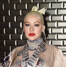 Christina maría aguilera (/ˌæɡɪˈlɛərə/, spanish: Christina Aguilera On Struggling To Look At Old Photos Of Herself