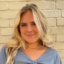 Danielle Hod's Instagram, Twitter & Facebook