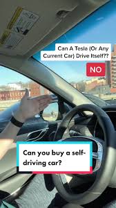 Mack Hogan (@macklinhogan)