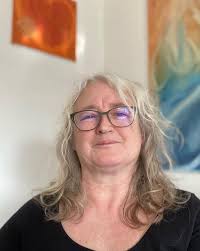 Free readings for approved readers in the group