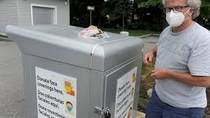 PHOTOS: Framingham library gives out 9,000 masks