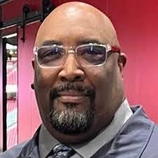 Aaron Upsher's Instagram, Twitter & Facebook