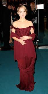 Natalie Portman Off The Shoulder Dress Dresses Fashion Natalie Portman