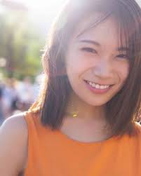 乃木坂46 秋元真夏2nd写真集4月8日発売 公式 はinstagramを利用しています 楽天ブックス 限定オリジナル裏表紙が公開されました 2020 秋元真夏 乃木坂46 秋元真夏 写真集