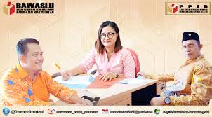 We did not find results for: Larangan Dan Sanksi Hukum Bagi Kepala Desa Dan Perangkat Desa Yang Terlibat Politik Praktis Dan Kampanye Bawaslu Kabupaten Nias Selatan