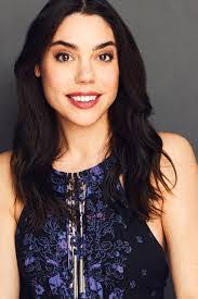 Melody Hall's Instagram, Twitter & Facebook