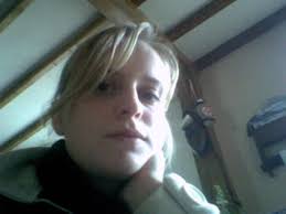 Cindy GROUT, 39 ans (FLAMANVILLE, LES PIEUX, VALOGNES)