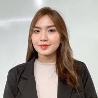 Danielle Clemente's Instagram, Twitter & Facebook