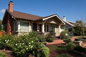 Here are some of the common features you'll find in these homes today American Bungalow Style Houses 1905 1930