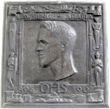 Lawrence.it stars peter o'toole as the title character, along with omar sharif and alec guinness.the opening scene of the movie shows lawrence dying in a motorcycle accident. T E Lawrence Wikipedia Republished Wiki 2