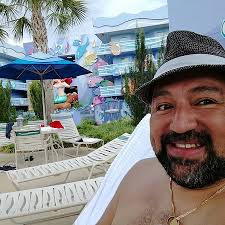 kitchenette is compact and very functional, following Cars theme.