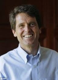 We all have a drinker in the family': Mark Shriver reveals Kennedy clan  secrets at reading of his new book