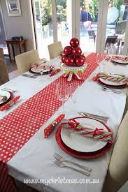 Pin On Christmas Table Decorating