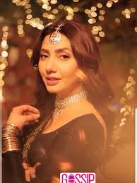 Mahira Khan Farshi Shalwar