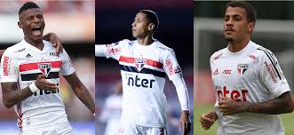 Veja o que é preciso para o são paulo contar com daniel alves nas oitavas da copa do brasil. Arboleda Bruno Alves Ou Diego Costa A Danca Das Cadeiras Na Zaga Do Sao Paulo Enm