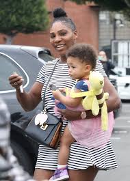 Following a showing of the tennis champion's eponymous womenswear collection, serena, williams appeared on the catwalk with her infant in her arms and. Serena Williams Bumps Into Lewis Hamilton And He Turns To Mush Over Baby Olympia Serena Williams Serena Williams