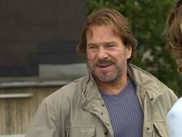 Er war über mehr als fünf jahrzehnte vor allem im deutschsprachigen raum durch seine rollen in film und fernsehen bekannt und auch an verschiedenen theaterbühnen etabliert. Galerie Von Diesen Promis Mussten Wir Uns 2016 Verabschieden Goetz George Deutsche Schauspieler Schimanski