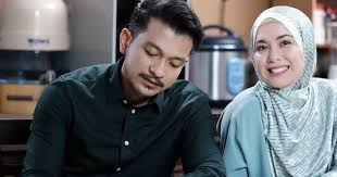 Siti saleha, kazar saisi, liza abdullah, jasmin hamid, shaharuddin tambi, wan sharmila, syazwan zulkifli, jaja iliyes, bil azali, dhia irdina, puteri rafasya, faye kusairi, idris mat diah, anne. Drama 7 Hari Mencintaiku 2 Episod 29 Hiburan