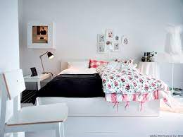 Un Somn Bun E Diferit Pentru Fiecare Dintre Noi Besta Ansamblu Depozitare Nyfors Lampă De Birou Dval Bedroom Interior Design Your Bedroom Ikea Bedroom Design