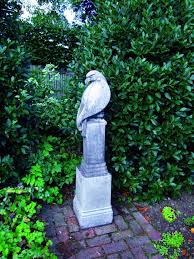 The bust american bald eagle bronze marble sculpture / statue. Stone Eagle Statue Garden Ornamnents