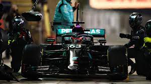 I think your head is so clear, that you already have a good deal for the future, asked the dutch reporter. Mercedes Schaumt Nach Patzer Bei Russell Kolossalster Fuck Up Eurosport