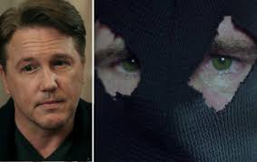 In the past betty has also lived in el prado nm and san antonio tx. Riverdale Staffel 2 Ist Hal Cooper Wirklich Black Hood
