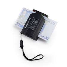 Le modèle m08 est le détecteur de faux billets portable et autonome par excellence. Detecteur De Faux Billets Safescan 85 Achat Vente Detecteur Faux Billets Safescan 85 Cdiscount
