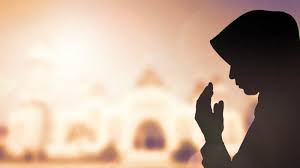 Amalan yang dilarang bagi wanita haid. Amalan Yang Bisa Dilakukan Wanita Haid Atau Nifas Agar Tetap Dapat Keistimewaan Malam Lailatul Qadar Tribunnewsmaker Com