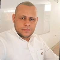 10+ perfiles de «Efren Contreras»