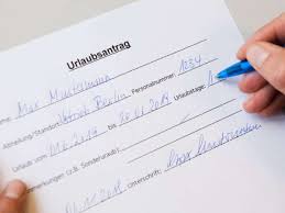 Kurzurlaube, wie ein wochenendtrip oder das verreisen während eines feiertages, müssen nicht schriftlich angefragt werden. Bis Wann Darf Der Arbeitgeber Urlaubsantrage Einfordern Karriere